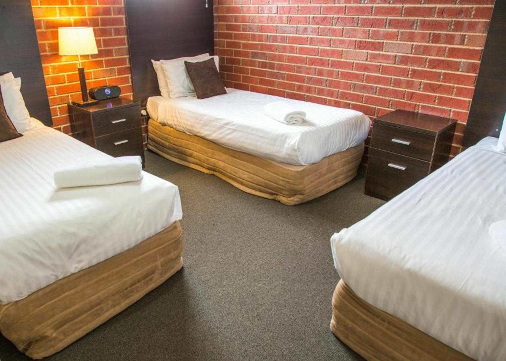Burke And Wills Motor Inn Swan Hill Dış mekan fotoğraf